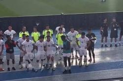 开云体育官网-激烈角逐，亚洲足球赛场上的纷争