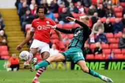 开云体育APP下载-南安普顿主场战胜伯明翰，稳居前列