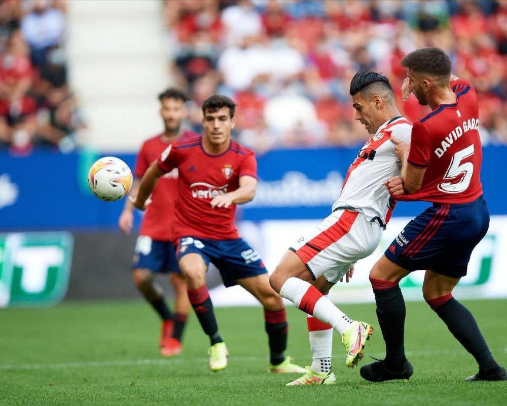 马德里竞技主场大胜稳坐积分榜第二 马德里竞技主场大胜稳坐积分榜第二