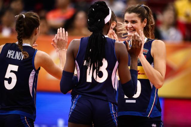 英国击败法国，夺得排球银牌