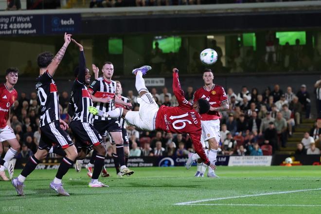 对阵曼联，皇家马德里决战英超巨人的简单介绍