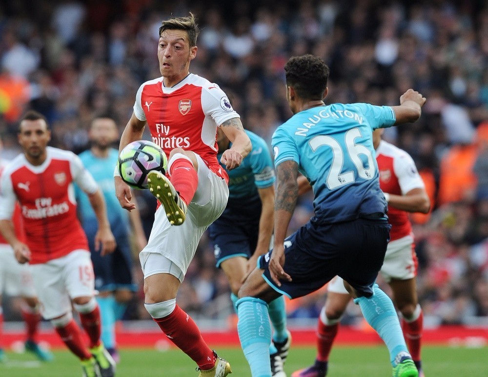 斯旺西城豪取连胜，取得战绩佳绩的简单介绍