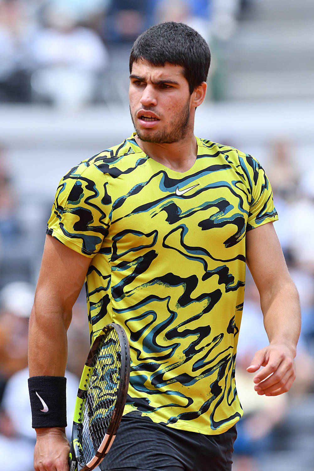 意大利网球队完胜法国网球队,瓦林卡三分雨点燃全场的简单介绍 意大利网球队完胜法国网球队,瓦林卡三分雨点燃全场的简单介绍