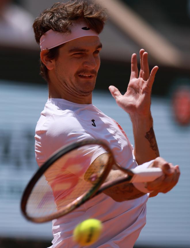 关于法国网球队爆冷德国网球队，梅德韦杰夫完成帽子戏法的信息