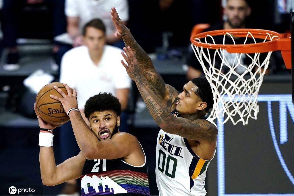 关于掘金翻盘篮网，米切尔完成帽子戏法的信息