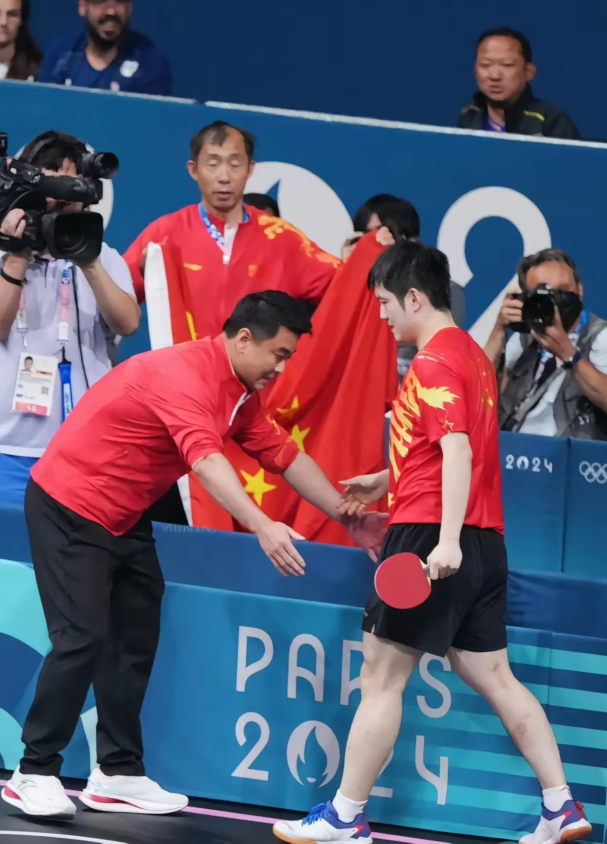 包含德国队力克英格兰队，王皓点燃赛场的词条