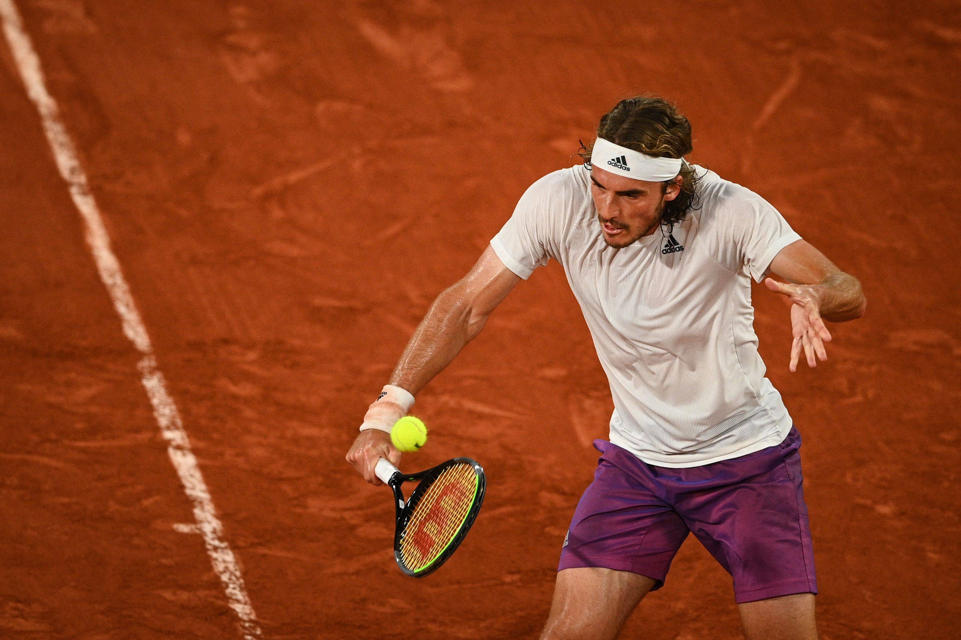 温网逆转美网，西西帕斯点燃赛场